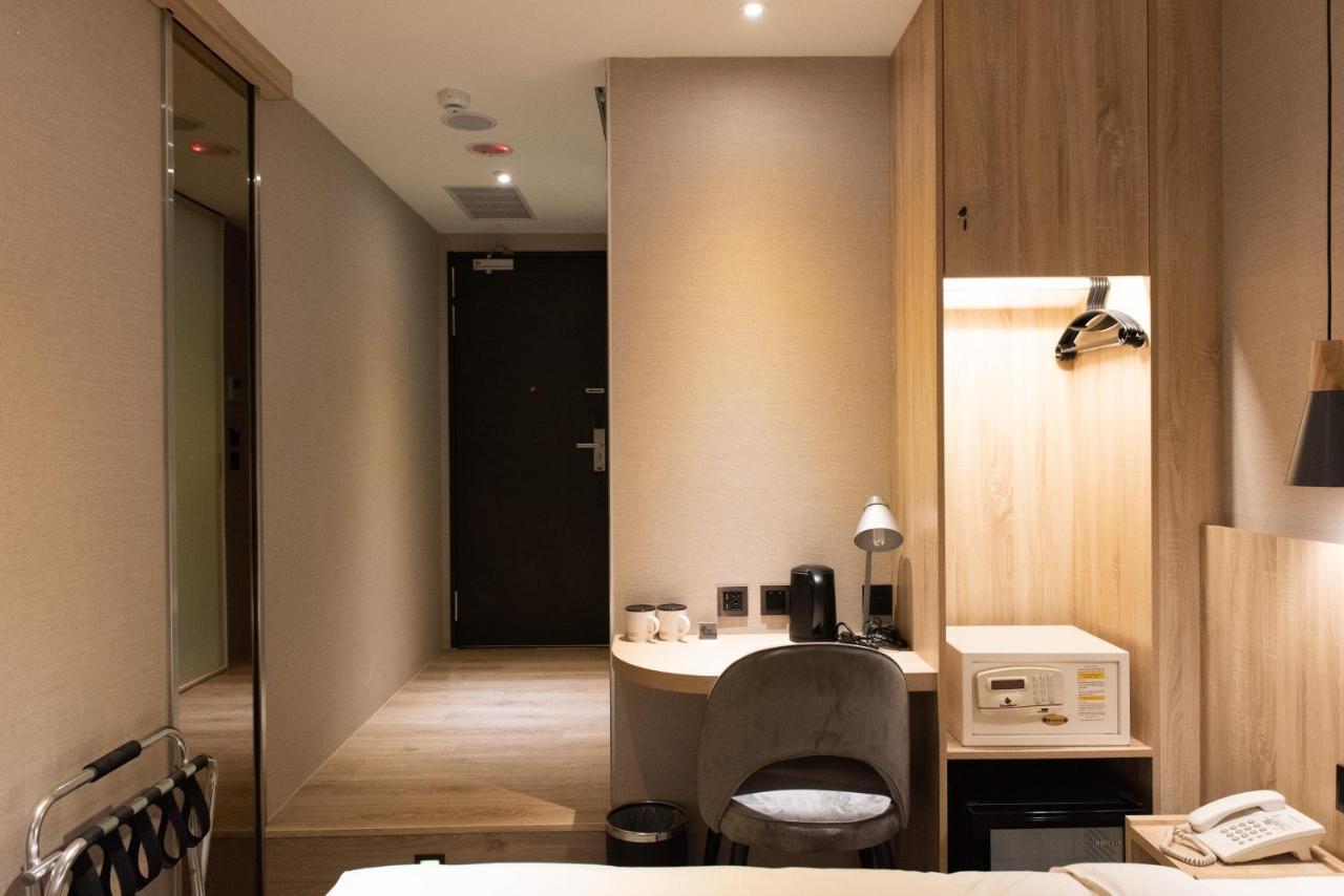 N Hotel Taipei Exteriör bild